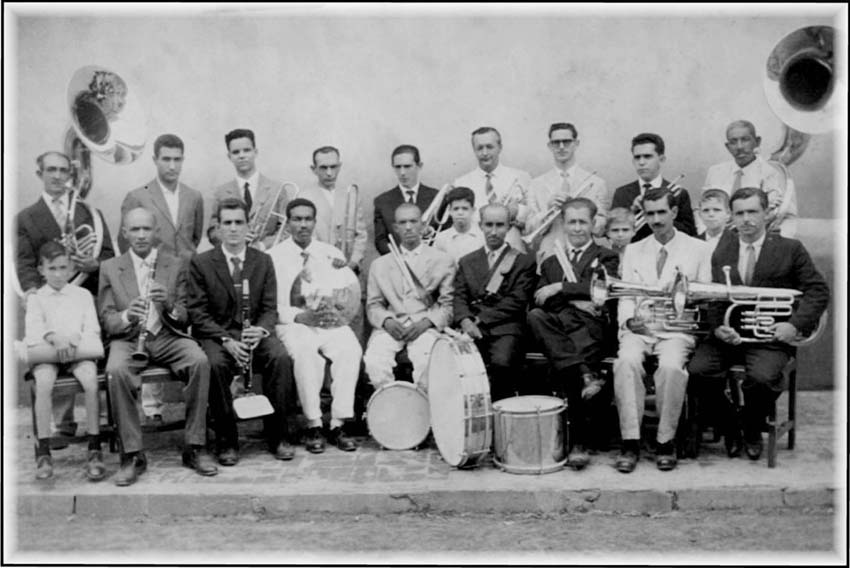Corpora��o Musical Belarmino Campos - Foto, provavelmente, em meados da d�cada de 60